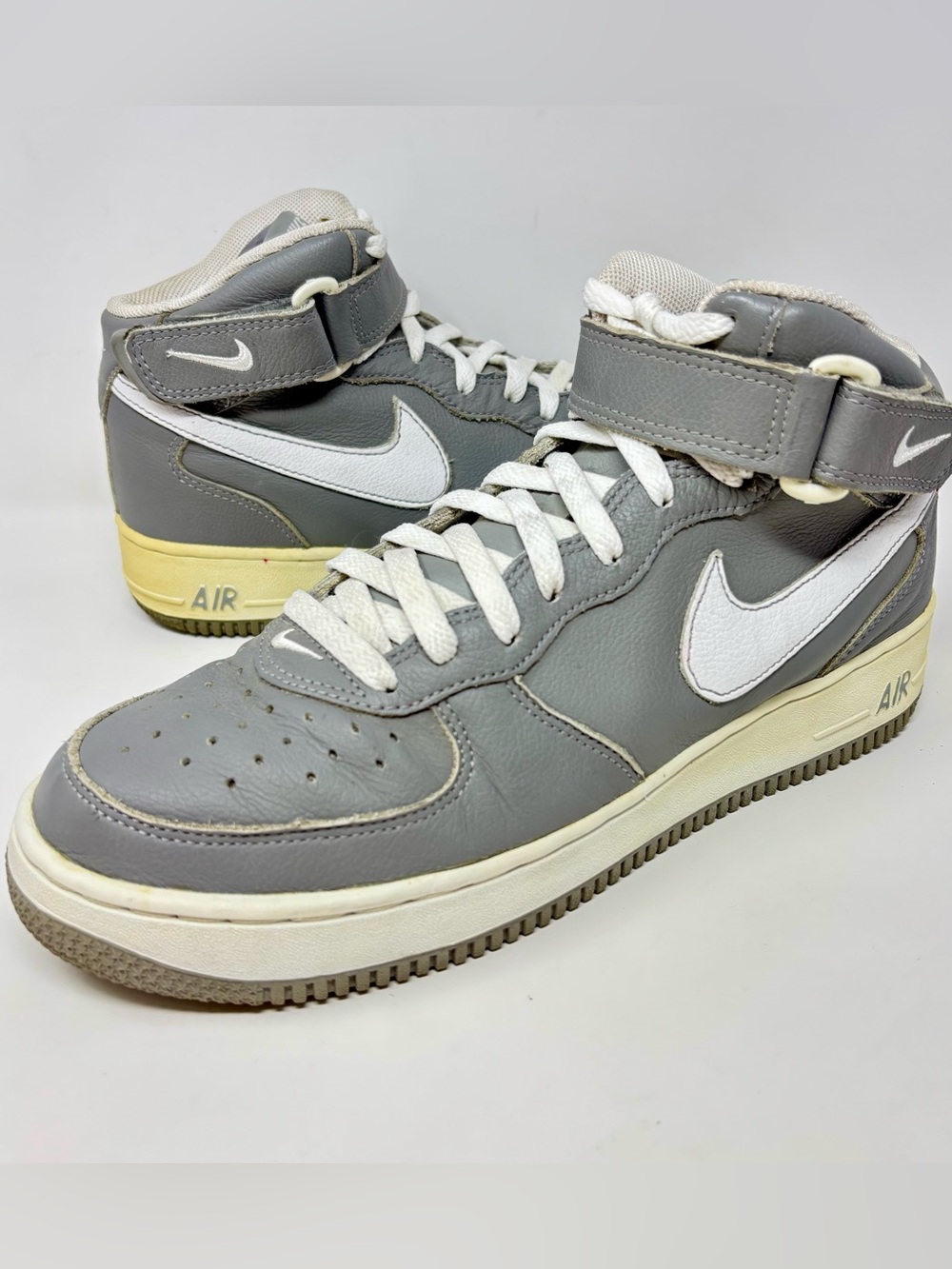 Nike Air Force 1 Mid Mid Grey/White Sneaker Shoes 304096-011 Vintage 2002 Y2K